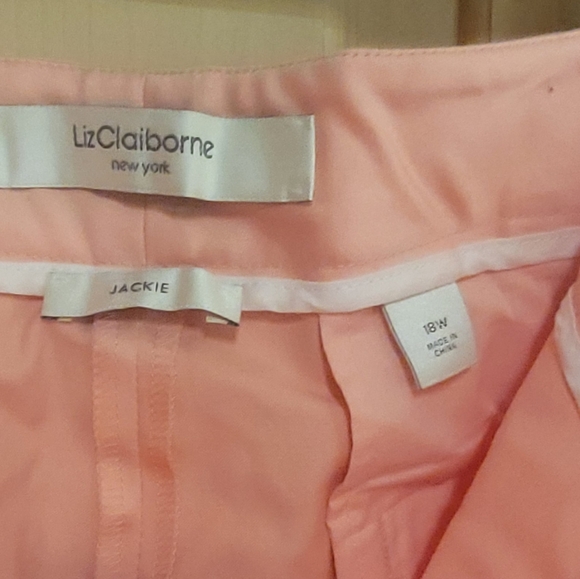 NWT LIZ CLAIBORNE JACKIE PEACH SHORTS WOMENS PLUS SZ 18 - Picture 4 of 6